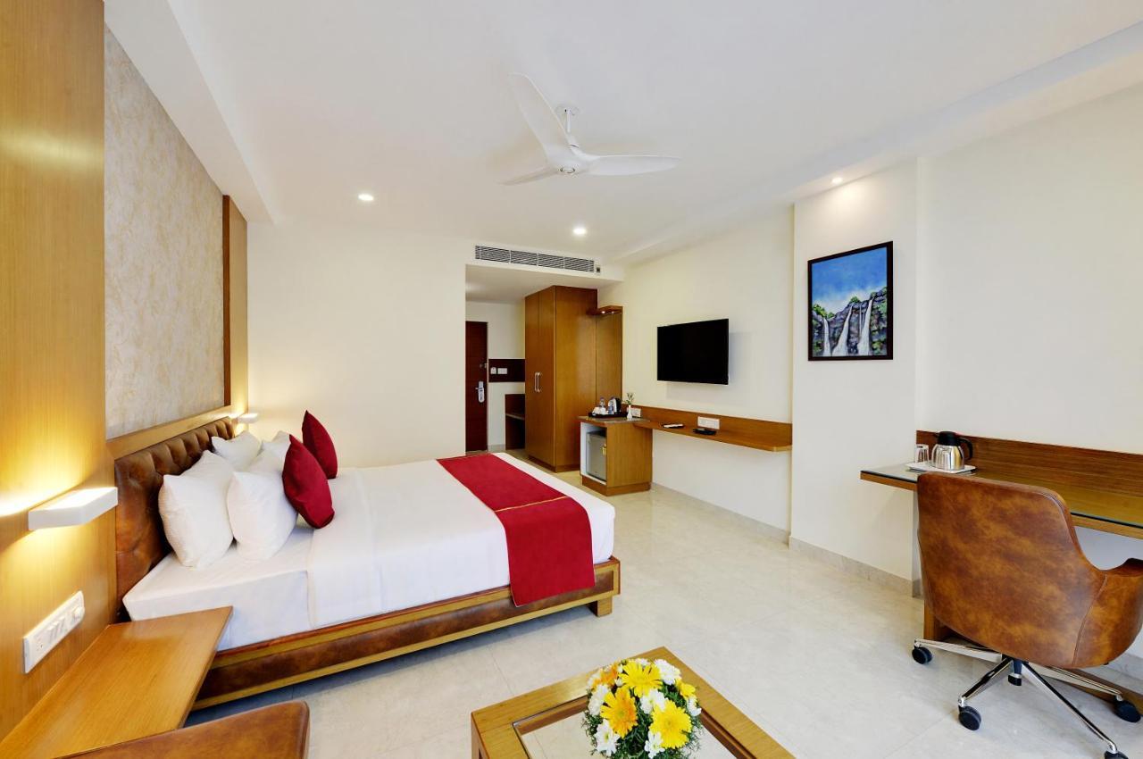 La Sara Gateway Ξενοδοχείο Μπανγκαλόρ Εξωτερικό φωτογραφία